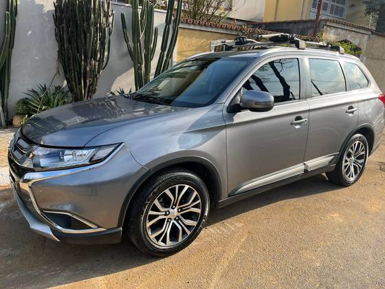 MITSUBISHI OUTLANDER 2.0 16V GASOLINA 4P AUTOMÁTICO MITSUBISHI OUTLANDER 2.0 16V GASOLINA 4P AUTOMÁTICO